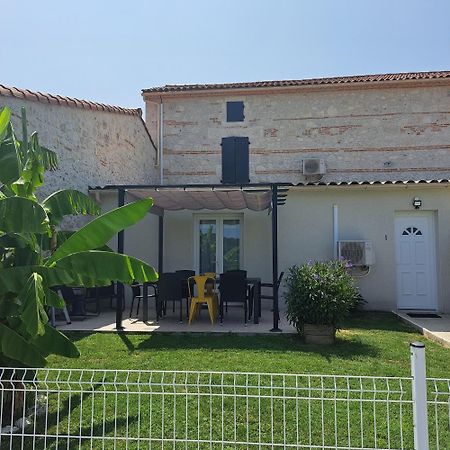Le Domaine Vesque Villa Saint-Pierre-de-Clairac Exterior foto
