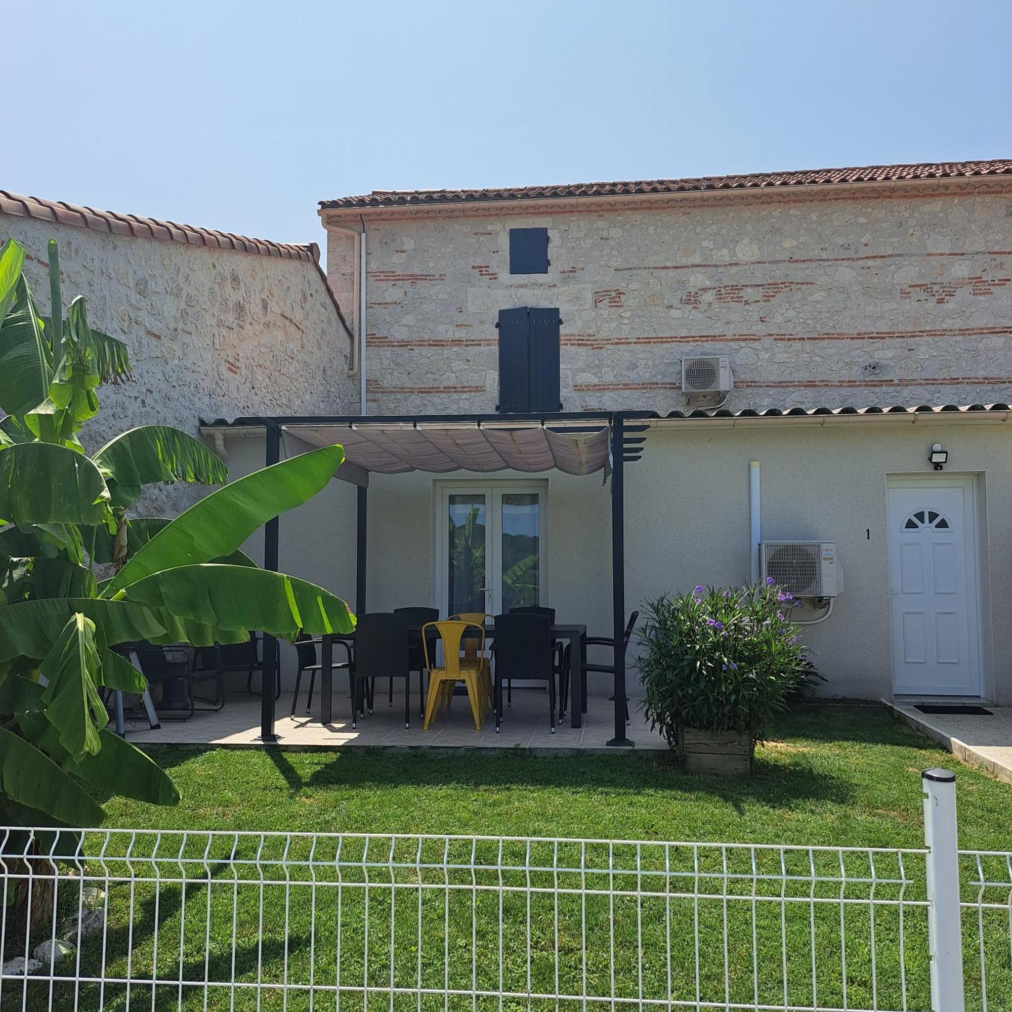 Le Domaine Vesque Villa Saint-Pierre-de-Clairac Exterior foto