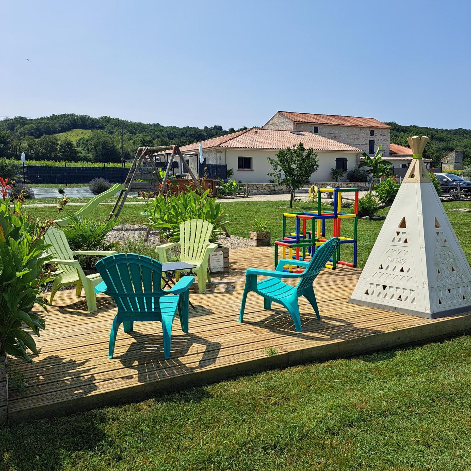 Le Domaine Vesque Villa Saint-Pierre-de-Clairac Exterior foto